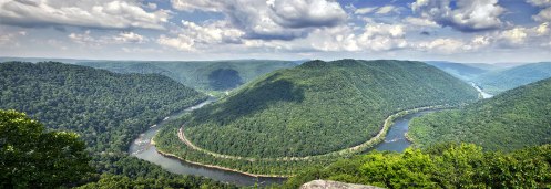 The New River Gorge. Down stream is to the left where if you look carefully you can just make out the small rail yard at Quinnimont